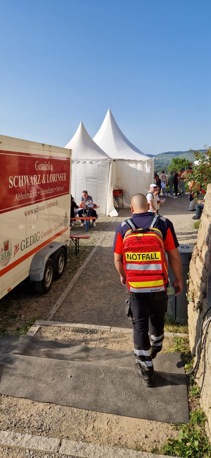 Auch im Veranstaltungsumfeld schnell in Bereitschaft.
